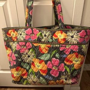 Large Vera Bradley tote
